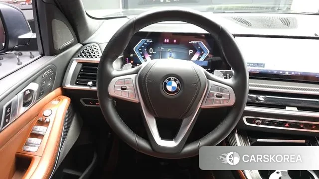 BMW X7 (G07) 2023 Черный из Кореи, фото 4