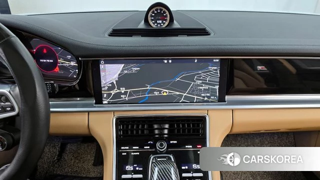 Porsche Panamera (971) 2018 Белый из Кореи, фото 4