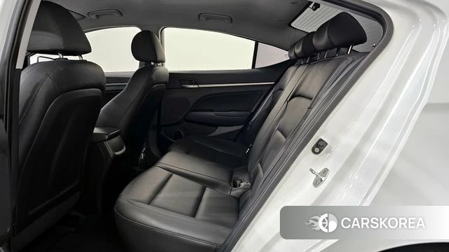 Hyundai Avante AD 2018 Белый из Кореи, фото 4