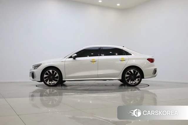 Audi A3 2024 Белый из Китая, фото 4
