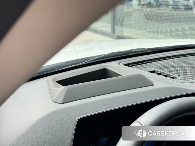 BMW iX1 2024 Белый из Китая, фото 4