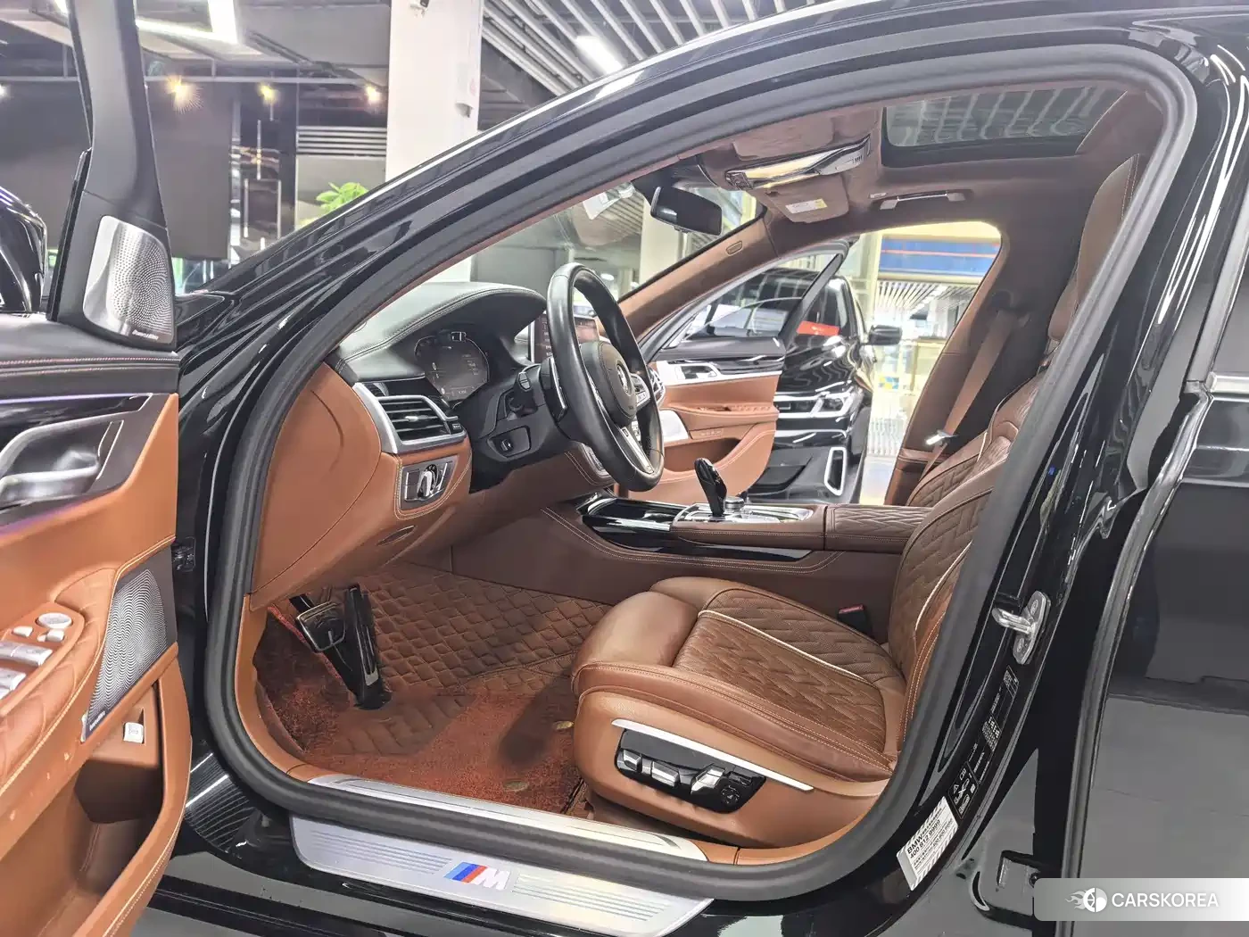 BMW 7 series 2021 Черный из Китая, фото 4
