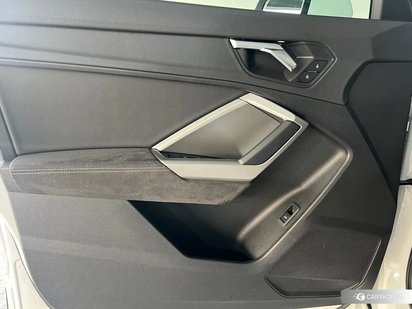Audi Q3 2023 Белый из Китая, фото 5