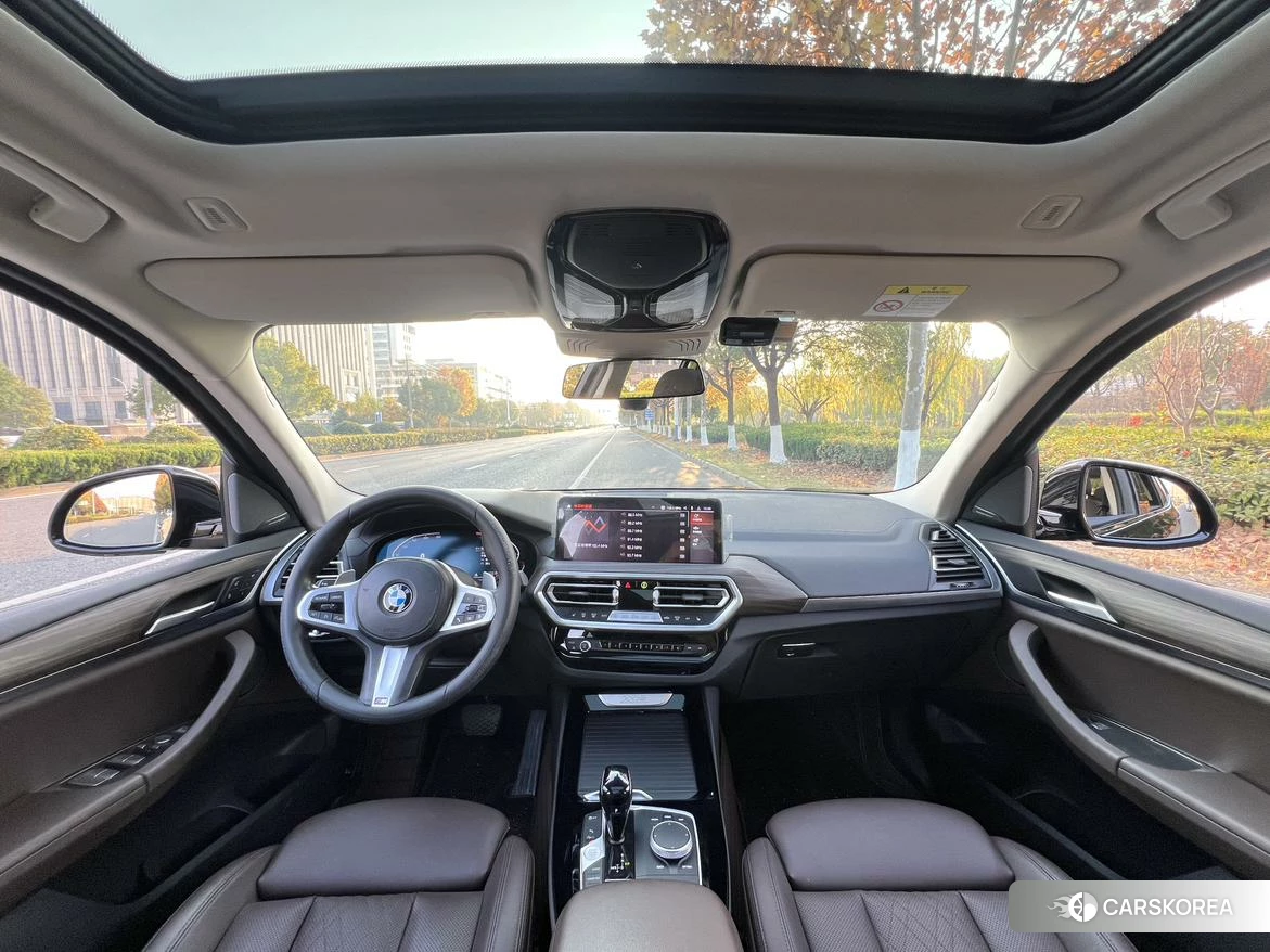 BMW X3 2021 Черный из Китая, фото 4
