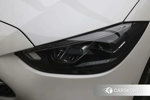 Mercedes-Benz C-class PHEV 2024 Белый из Китая, фото 4