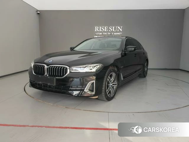 BMW 5 series PHEV 2022 Черный из Китая, фото 4