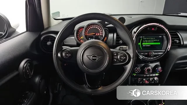 Mini Cooper 2020 Черный из Кореи, фото 4