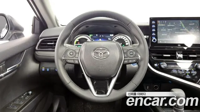 Toyota Camry (XV70) 2024 Белый из Кореи, фото 4