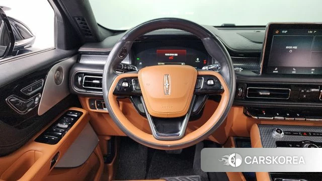 Lincoln Aviator 2nd generation 2022 Небесно-голубой из Кореи, фото 4