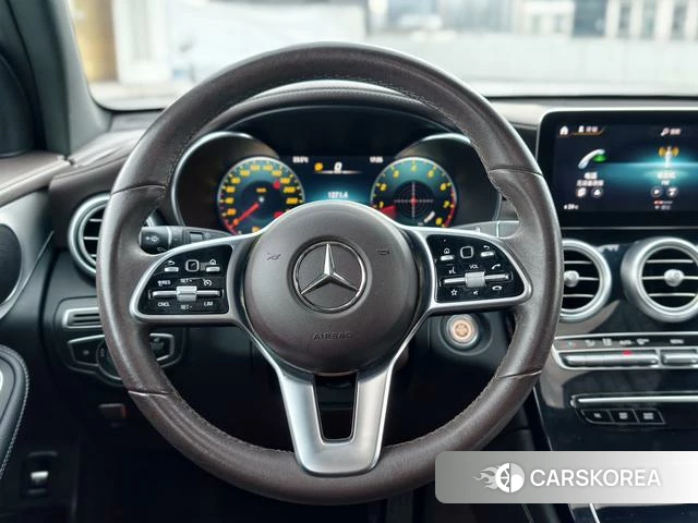 Mercedes-Benz GLC 2021 Черный из Китая, фото 4