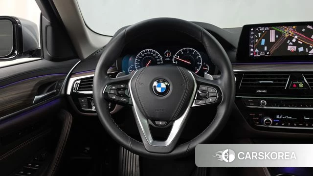 BMW 5 Series (G30) 2019 Серый из Кореи, фото 4
