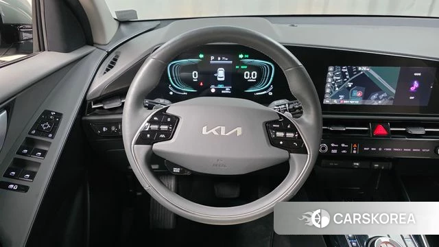 Kia Di Ol Nu Niro 2023 Темно-зеленый из Кореи, фото 4