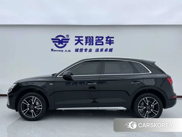 Audi Q5L 2024 Черный из Китая, фото 4