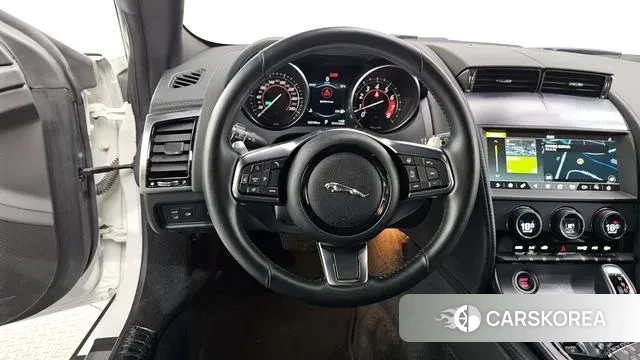 Jaguar F-TYPE 2018 Белый из Кореи, фото 4