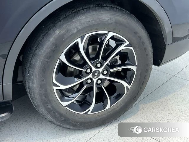 Lincoln Navigator 2023 Черный из Китая, фото 4
