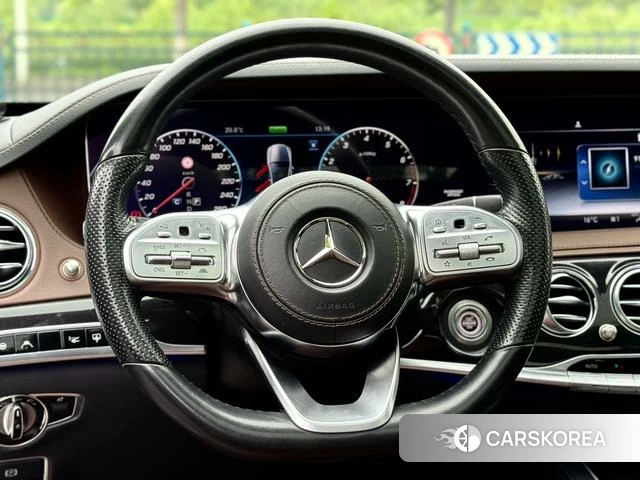 Mercedes-Benz S-class 2021 Черный из Китая, фото 4