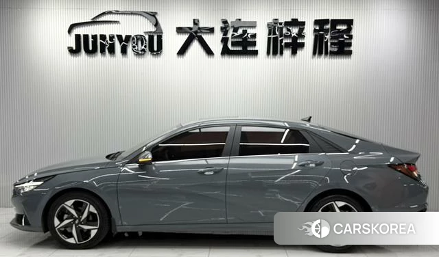 Hyundai Elantra id 4297689 из Китая 4