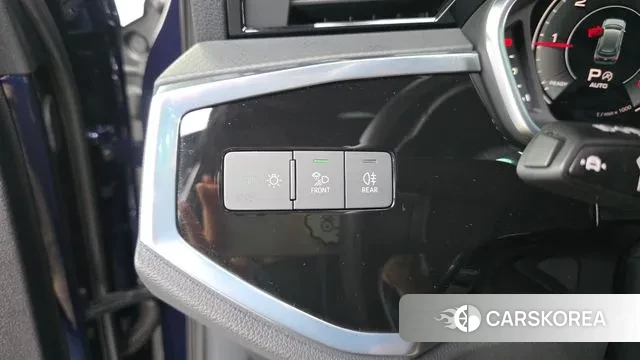 Audi Q3 (F3) 2023 Синий из Кореи, фото 4