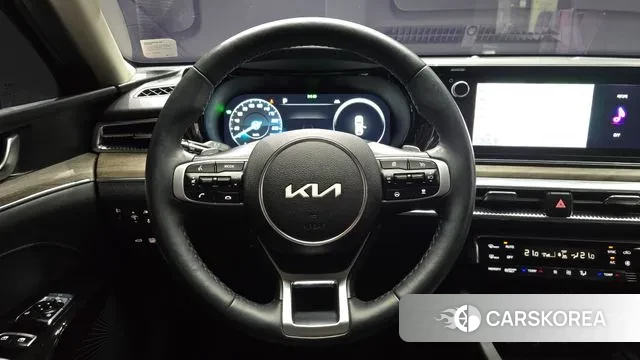 Kia K5 Hybrid 3rd Generation 2023 Черный из Кореи, фото 4