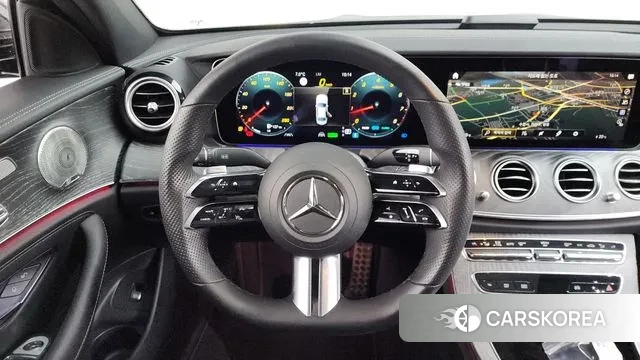 Mercedes-Benz E-Class W213 2021 Черный из Кореи, фото 4