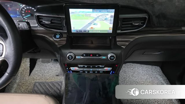 Ford Explorer 6th Generation 2020 Белый из Кореи, фото 4