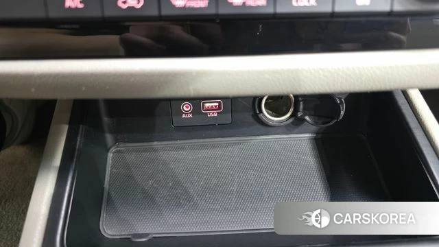 Kia The New Carnival 2020 Белый из Кореи, фото 4