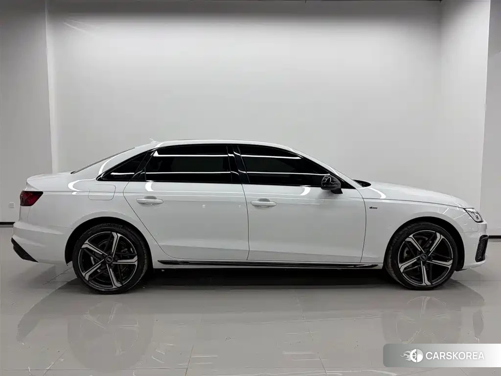 Audi A4L 2024 Белый из Китая, фото 4