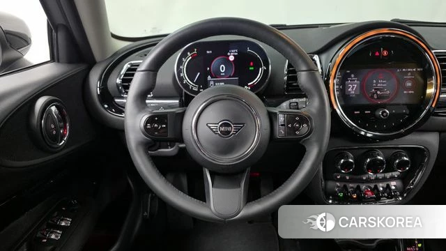 Mini Cooper Clubman 2024 Серебристо-серый из Кореи, фото 4