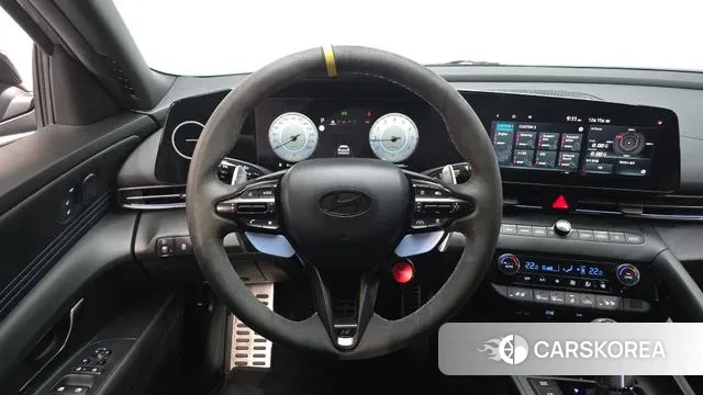 Hyundai The New Avante (CN7) 2024 Светло-серебряный цвет из Кореи, фото 4