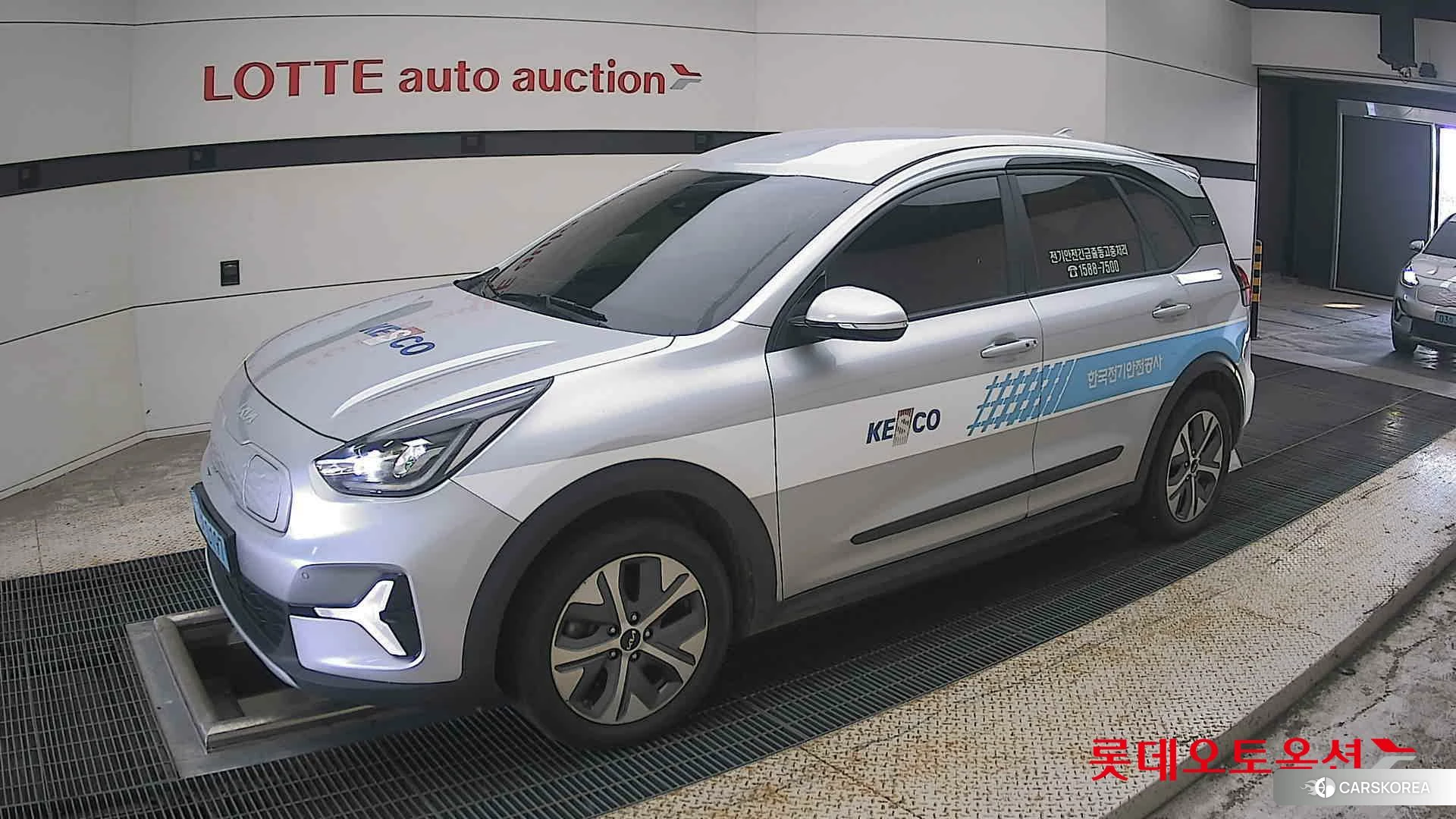 Kia Niro Plus 2023 Sparkling Silver из Кореи, фото 4