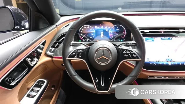 Mercedes-Benz E-Class W214 2024 Черный из Кореи, фото 4