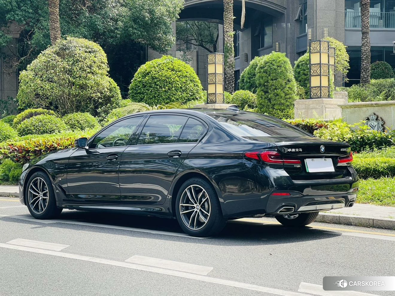 BMW 5 series PHEV 2020 Черный из Китая, фото 4