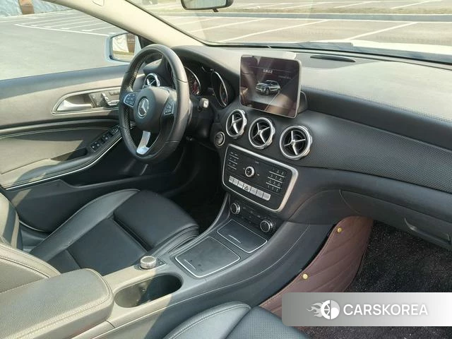 Mercedes-Benz GLA 2018 Белый из Китая, фото 4