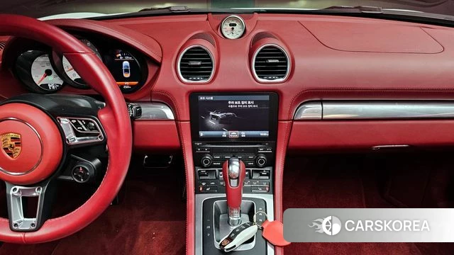 Porsche 718 Boxster 2022 Белый из Кореи, фото 4