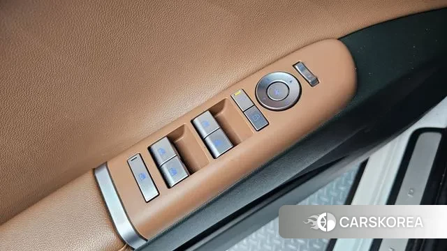 Hyundai Grandeur Hybrid (GN7) 2023 Белый из Кореи, фото 4