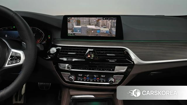 BMW 5 Series (G30) 2019 Серый из Кореи, фото 4