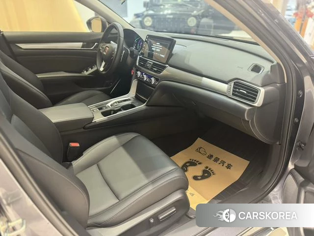 Honda Accord 2022 Темно-серый из Китая, фото 4