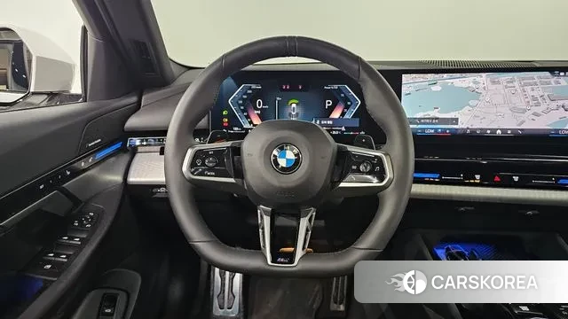 BMW 5 Series (G60) 2024 Белый из Кореи, фото 4