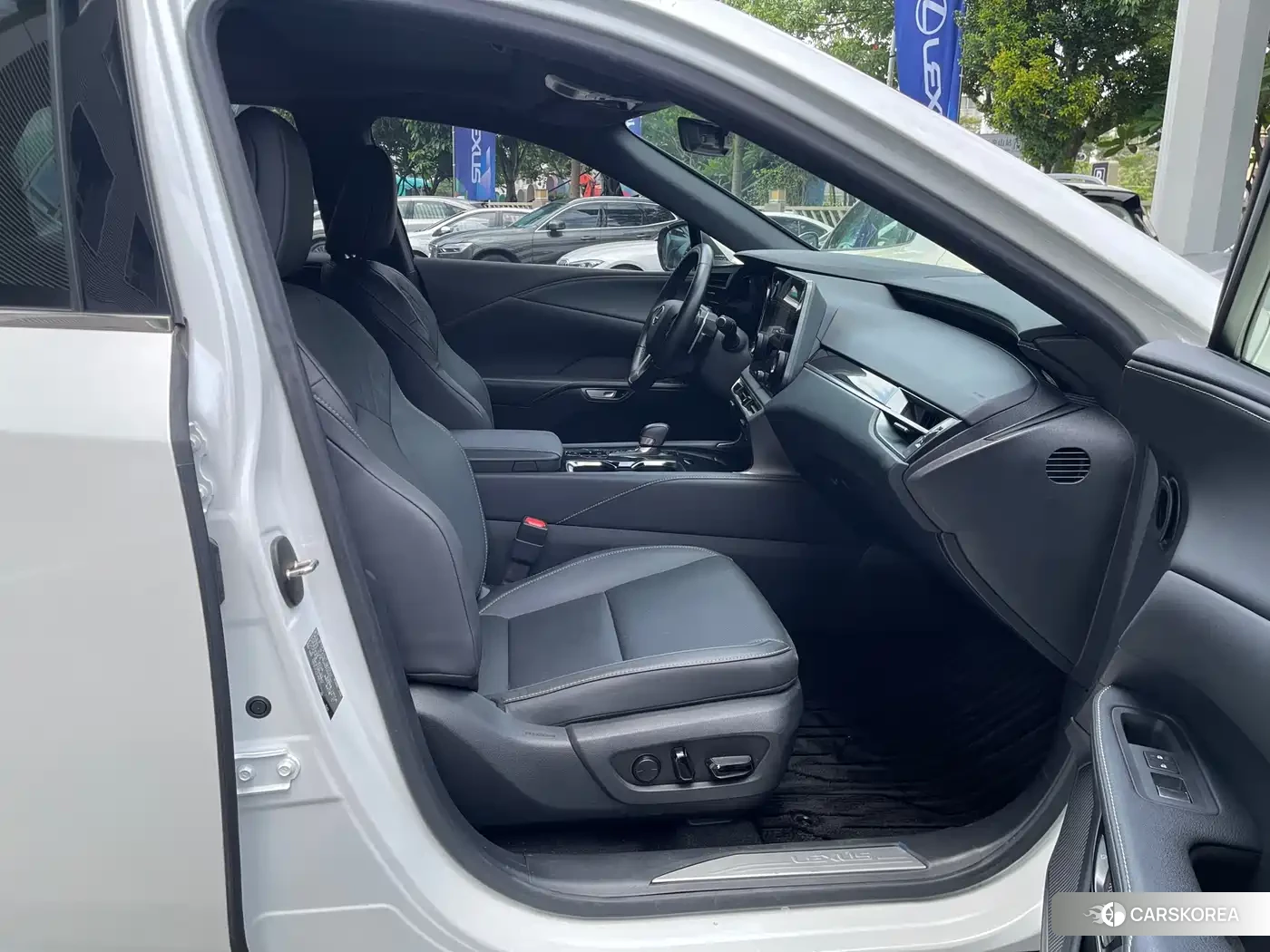 Lexus RX 2024 Белый из Китая, фото 4