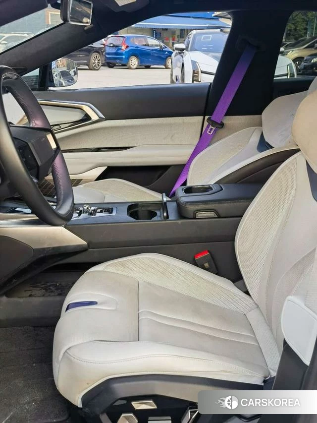 Gao He HiPhi Z 2023 Белый из Китая, фото 4