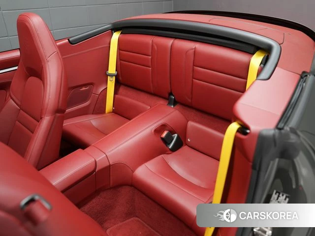 Porsche 911(992) 2021 Серебряный из Кореи, фото 4