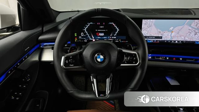 BMW 5 Series (G60) 2024 Белый из Кореи, фото 4