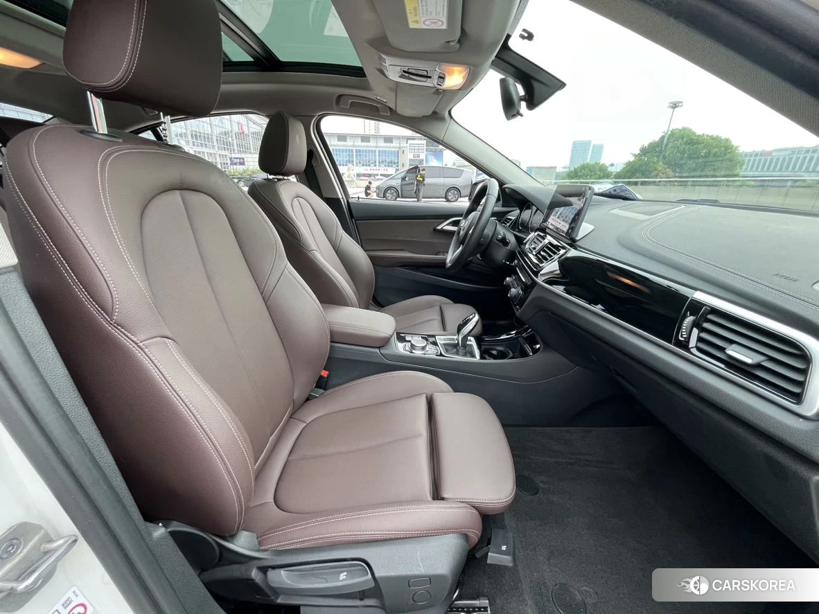 BMW 1 series 2020 Белый из Китая, фото 4