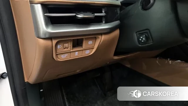 Hyundai Grandeur Hybrid (GN7) 2023 Белый из Кореи, фото 4