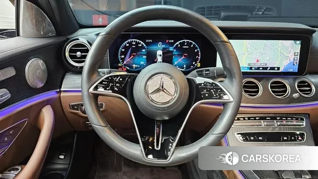 Mercedes-Benz E-Class W213 2022 Белый из Кореи, фото 4