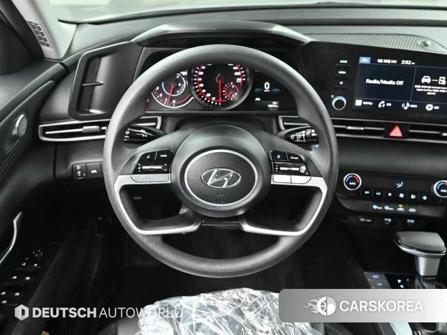 Hyundai Avante (CN7) 2022 Серебристо-серый из Кореи, фото 4