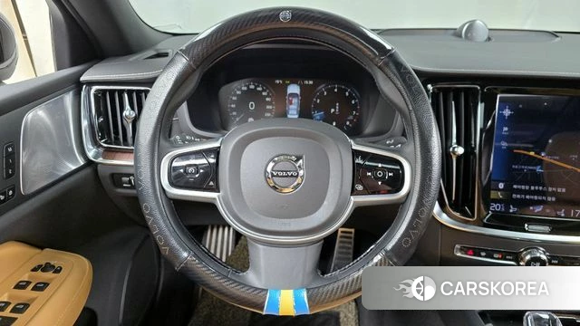 Volvo S60 3rd generation 2021 Черный из Кореи, фото 4