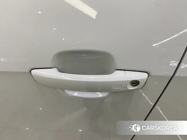 Audi Q2L 2022 Белый из Китая, фото 4