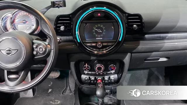 Mini Cooper Clubman 2018 Серебристо-серый из Кореи, фото 4