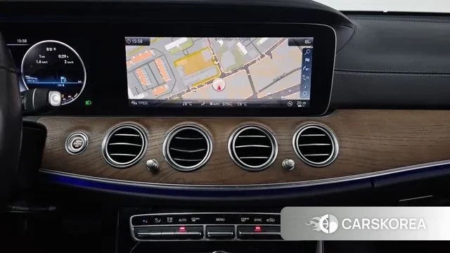 Mercedes-Benz E-Class W213 2018 Черный из Кореи, фото 4